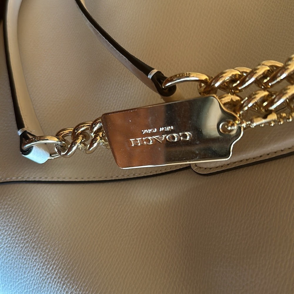 Authentic Coach Handbag - Picture 5 of 7